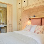 Chalet des Anges, Bedroom 5, queen sized bed