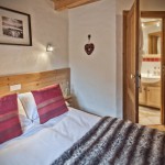 Chalet de la Lune, Bedroom 2, twin or super-king